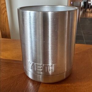 YETI Silver 10oz Rambler Lacrosse Footwear